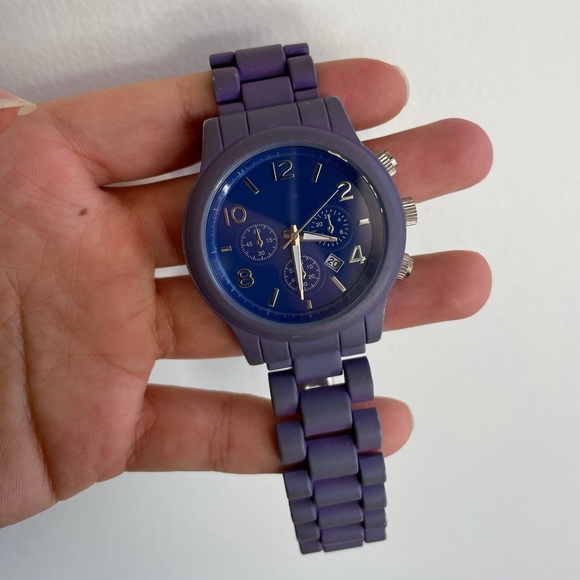 Purple watch | 3 for $10 - Picture 1 of 6